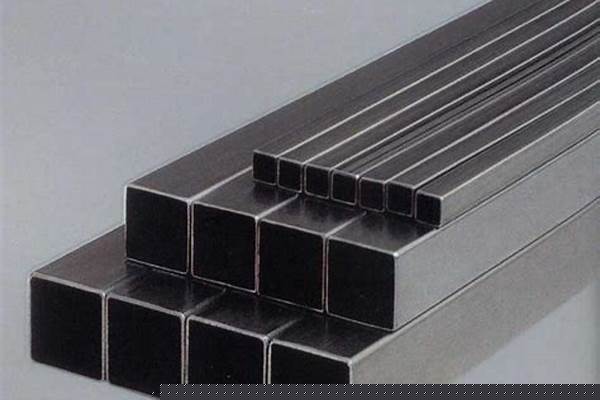 帶孔方鋼管/a_帶孔的方管